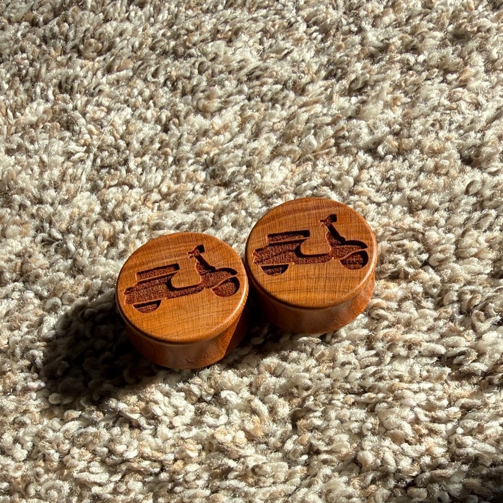 Wooden Scooter Design plugs omerica organic 32mm